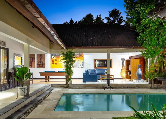 Villa A B C 8br Private Pool And Kitchen Legian