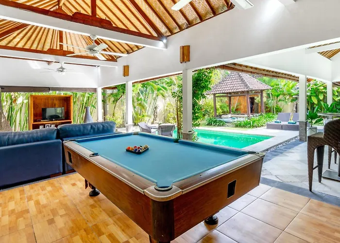 A B C 8br Private Pool And Kitchen Legian Villa Seminyak (Bali)